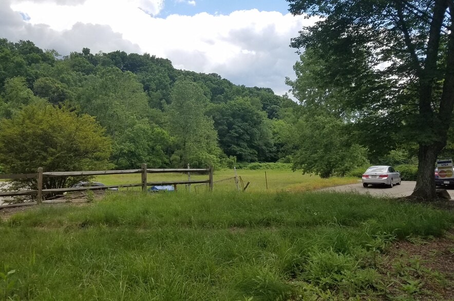 More Photos Of 3400 Leechburg Rd, Pittsburgh Auto Repair For Sale