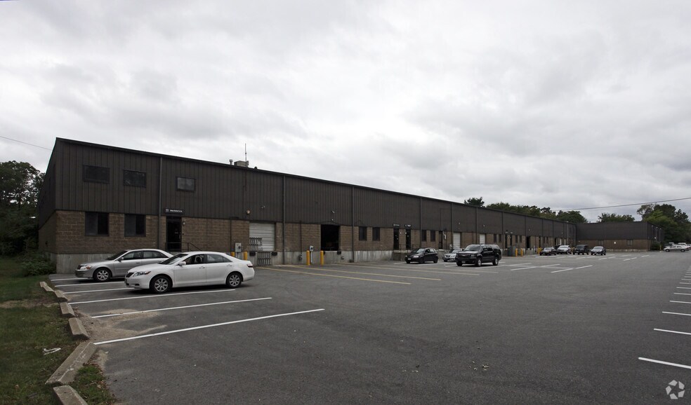 More Photos Of 275 Centre St, Holbrook Warehouse For Sale