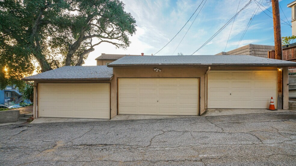 More Photos Of 1801-1809 Verdugo Loma Dr, Glendale Apartments For Sale