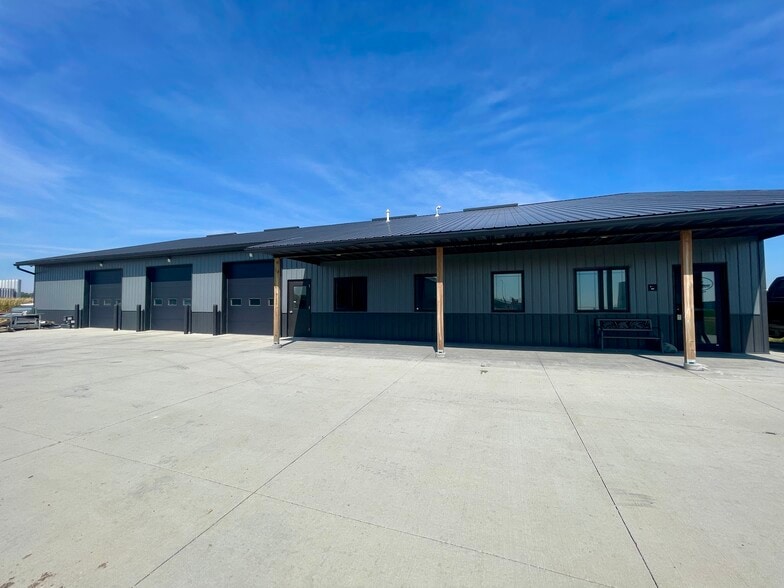 More Photos Of 501 Prosperity Way, North Sioux City Industrial For Sale