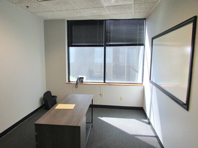 More Photos Of 7505 NW Tiffany Springs Pky, Kansas City Office For Lease