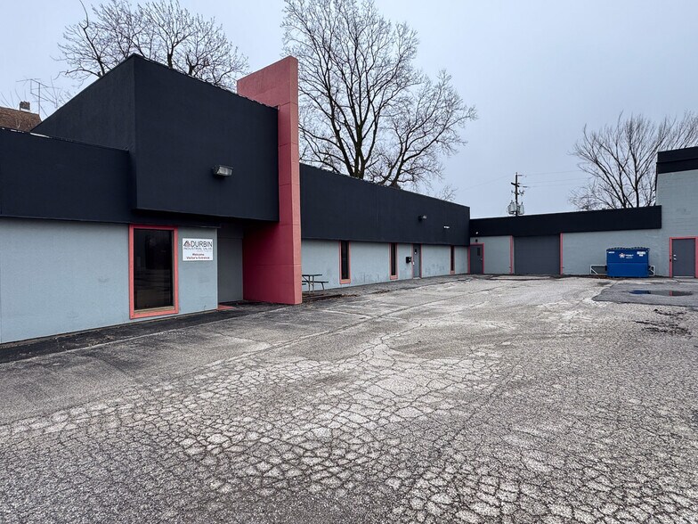 More Photos Of 1050 Triplett Blvd, Akron Warehouse For Sale