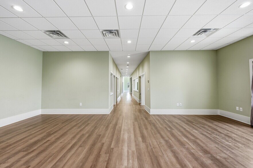 More Photos Of 3663 Southland Dr, Flowery Branch Warehouse For Sale