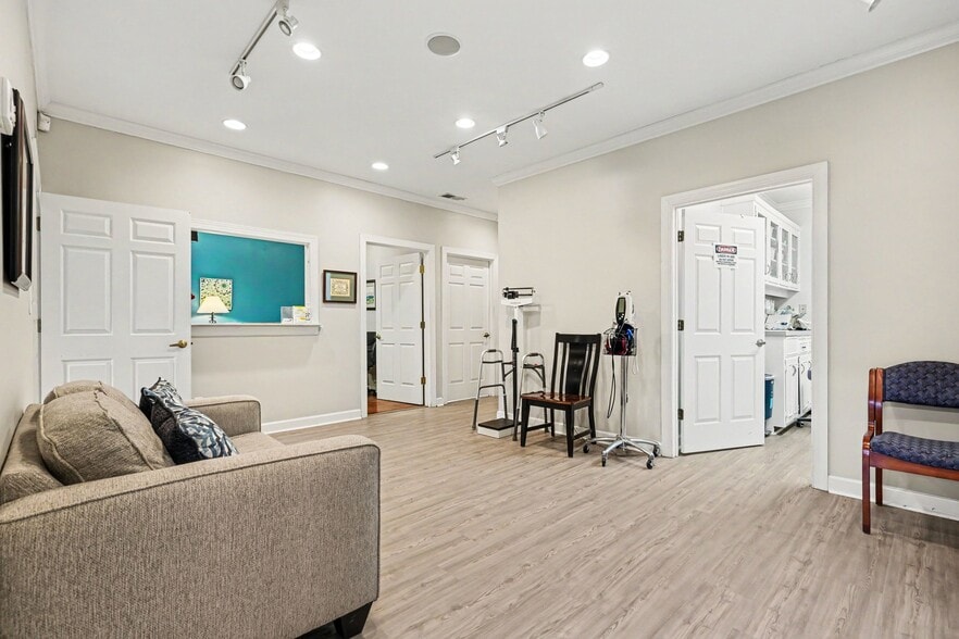 More Photos Of , Charlotte Office For Sale