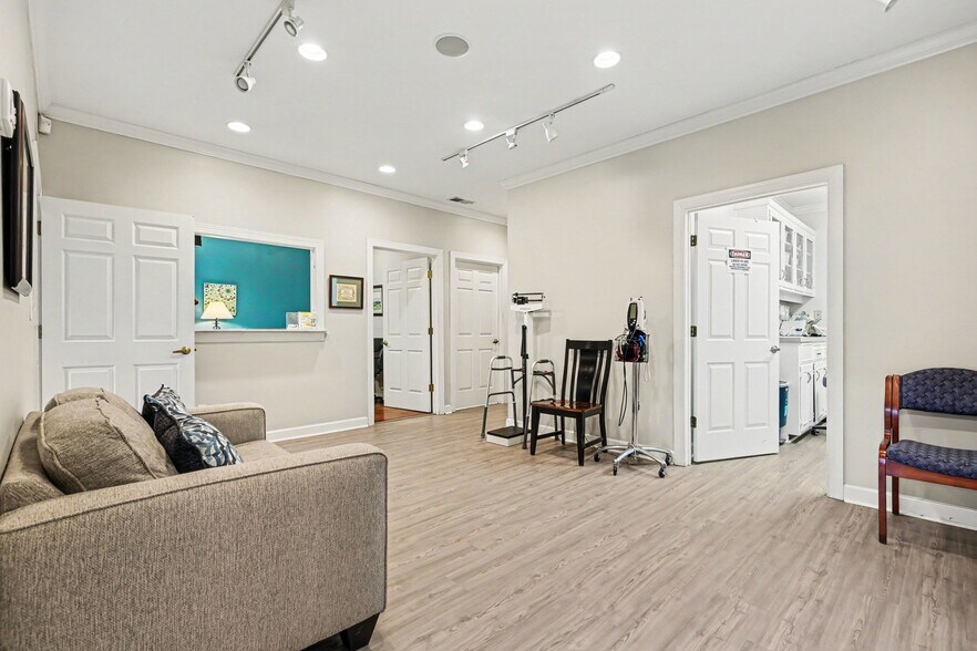 More Photos Of , Charlotte Office For Sale