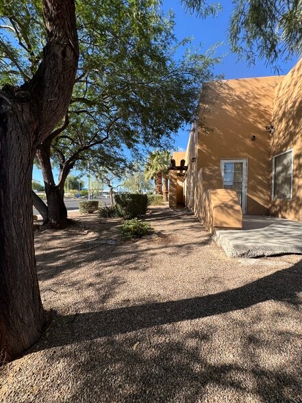 More Photos Of 2458 E Russell Rd, Las Vegas Medical For Sale