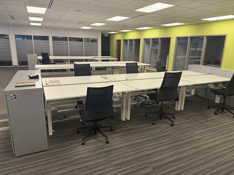 More Photos Of 4147 Eastern Ave SE, Wyoming Office For Lease