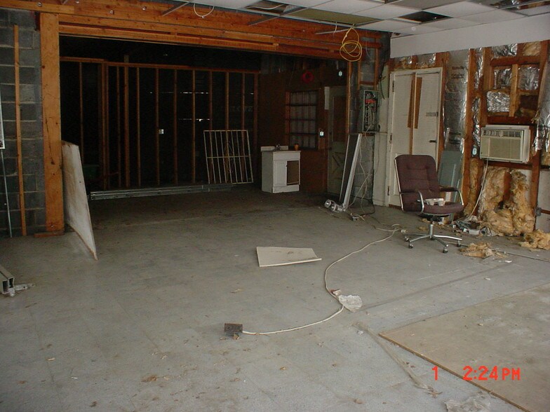 More Photos Of 5 Van Winkle Rd, Pine Brook Freestanding For Sale