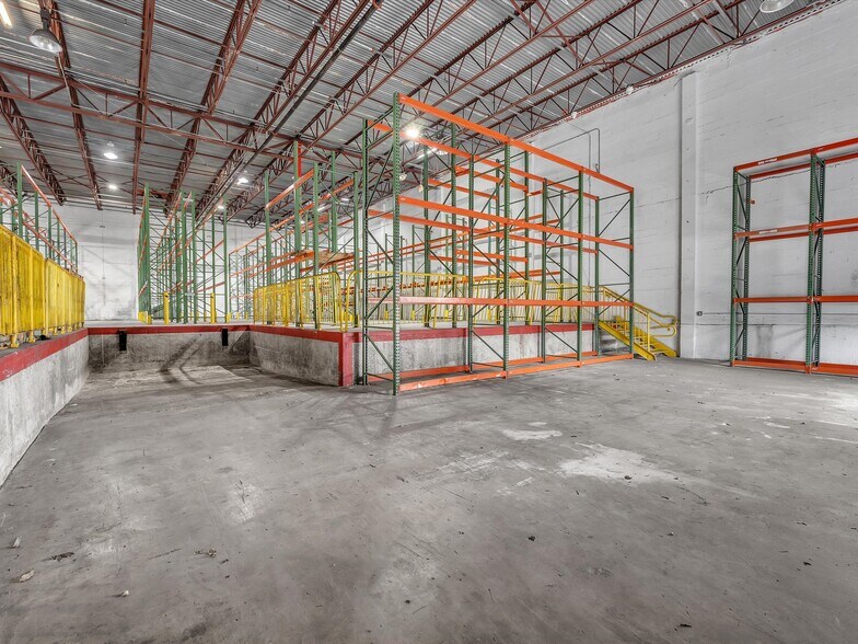 More Photos Of 2797 NW 105th Ave, Miami Warehouse For Lease
