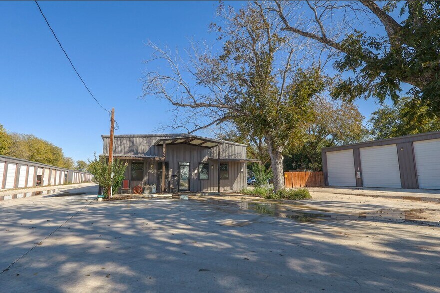 More Photos Of 7445 FM 725, Mcqueeney Self Storage For Sale