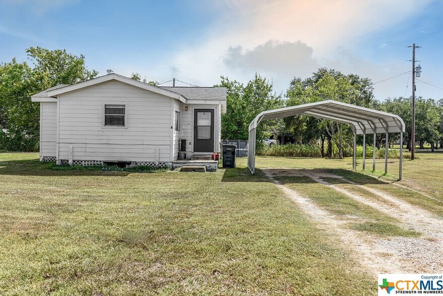 More Photos Of 116 Danny Ln, Port Lavaca Trailer Camper Park For Sale