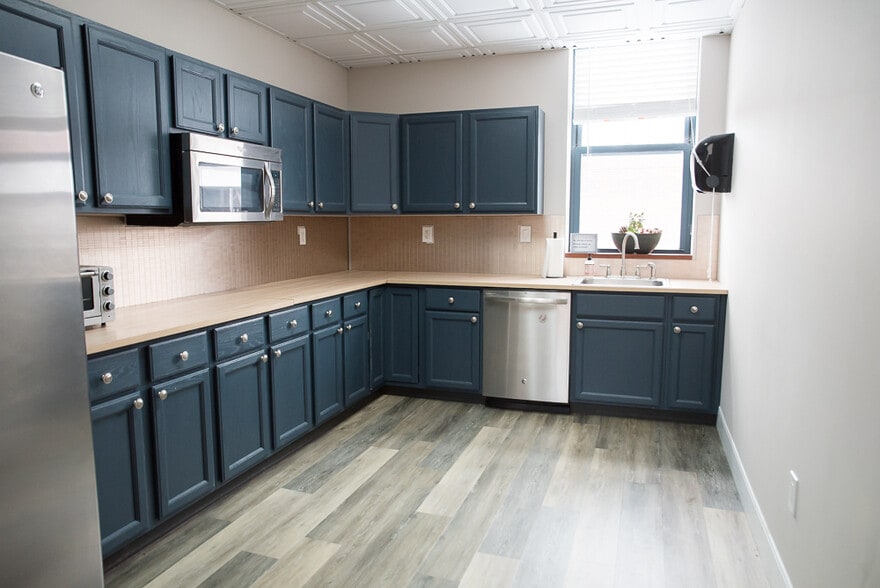 More Photos Of 230 E Main St, Carnegie Storefront Retail Office For Sale