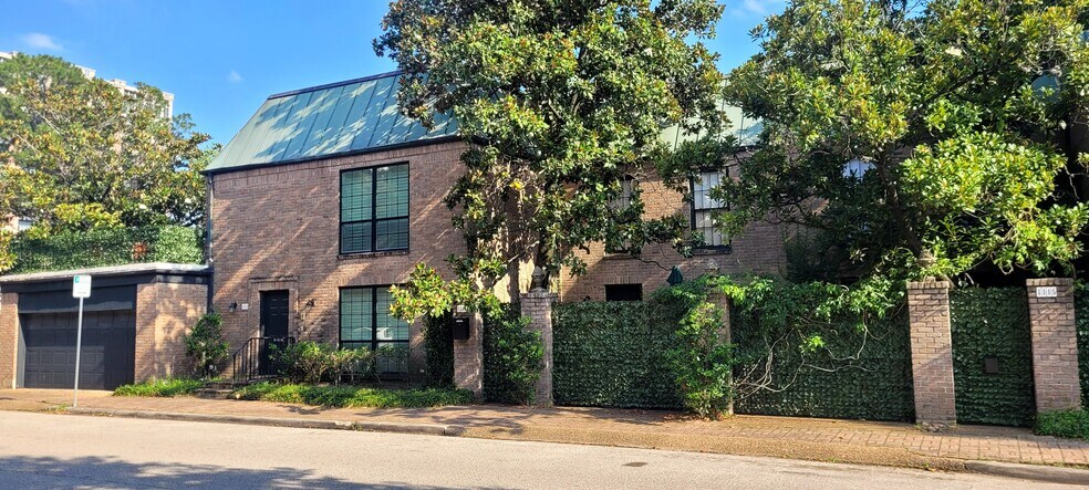 More Photos Of 1111 Autrey St, Houston Apartments For Sale