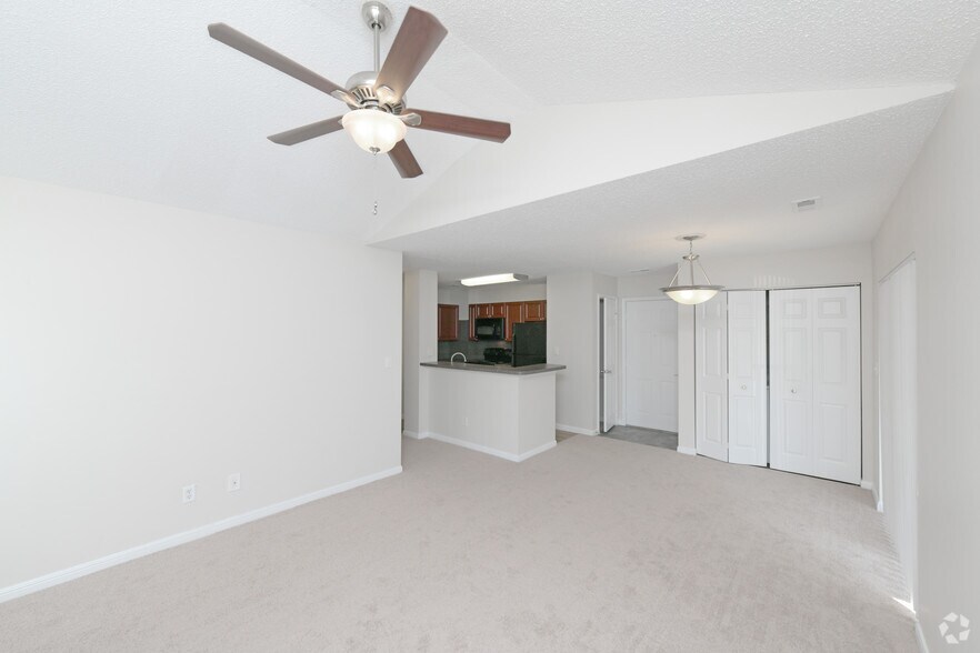 More Photos Of 100 Elena St, Cranston Apartments For Sale