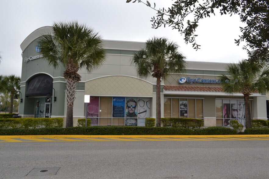 More Photos Of 17966 N Tamiami Trl, North Fort Myers Storefront Retail Office For Lease