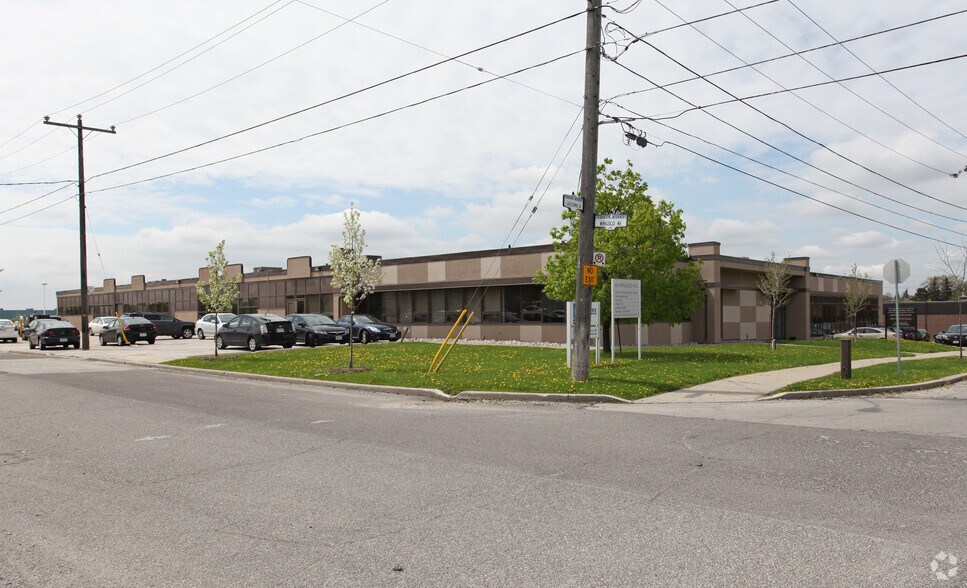Primary Photo Of 100 Wingold Ave, Toronto Warehouse For Lease