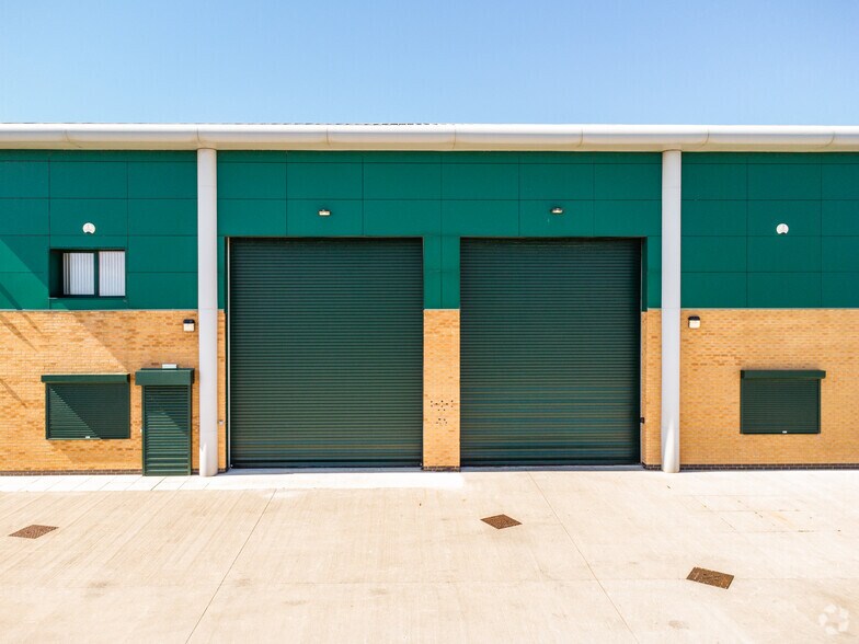 More Photos Of Admiral Point, Seaham Service For Lease