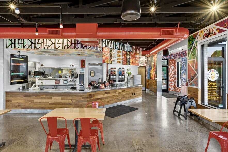 More Photos Of 2920 NE Sandy Blvd, Portland Fast Food For Sale