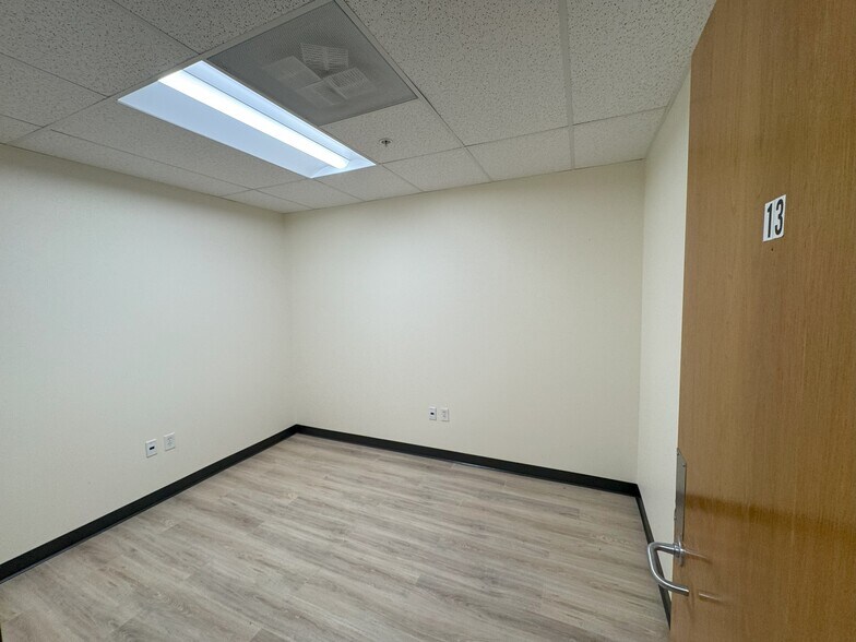 More Photos Of 4446-4450 Park Heights Ave, Baltimore Storefront For Lease