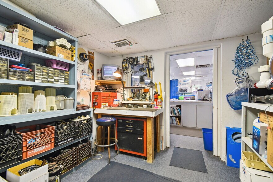 More Photos Of 5146 Marine Pky, New Port Richey Storefront Retail Office For Sale