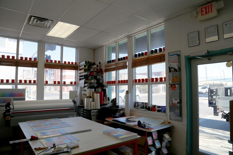 More Photos Of 401 2nd St SW, Albuquerque General Retail For Sale