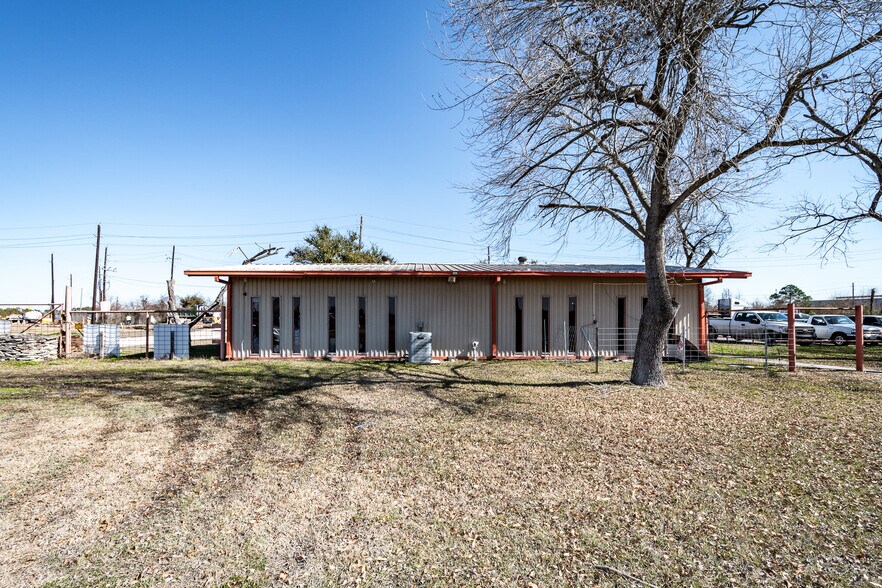 More Photos Of 8325 Miller Road 2, Houston Warehouse For Sale