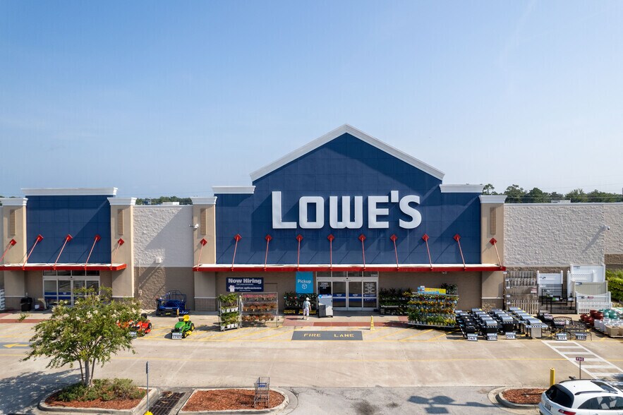 More Photos Of 2285 Kingsley Ave, Orange Park Unknown For Lease