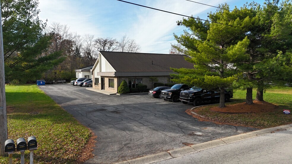 More Photos Of 15371 Stony Creek Way, Noblesville Light Distribution For Lease