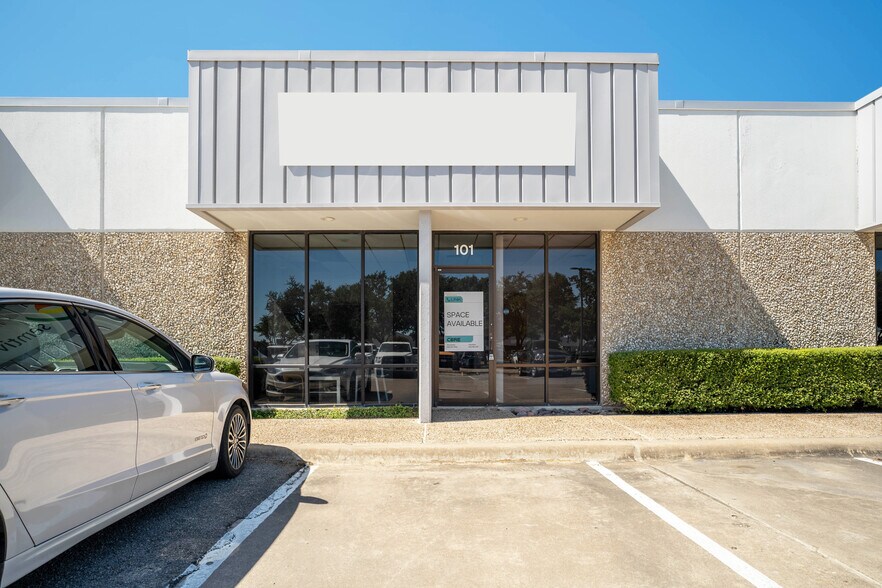 Primary Photo Of 3007 Longhorn Blvd, Austin Light Distribution For Lease