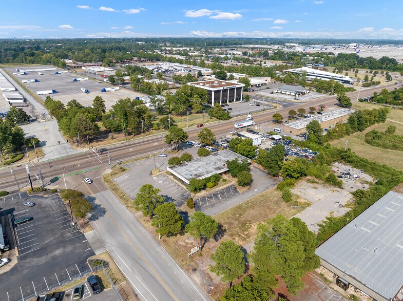 More Photos Of 2015 E Brooks Rd, Memphis Bank For Sale