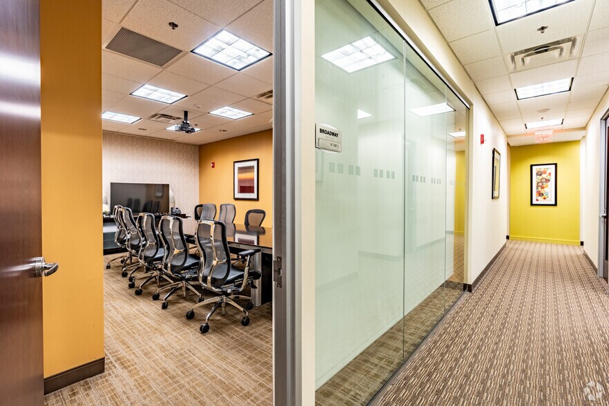 More Photos Of 424 Church St, Nashville Office For Lease