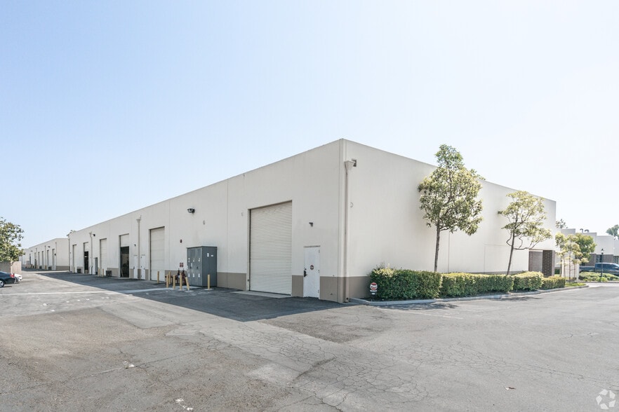 More Photos Of 3505 Cadillac Ave, Costa Mesa Light Manufacturing For Lease