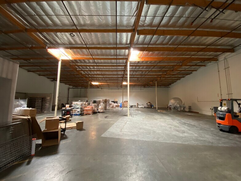 More Photos Of 3801 Artesia Ave, Fullerton Warehouse For Lease