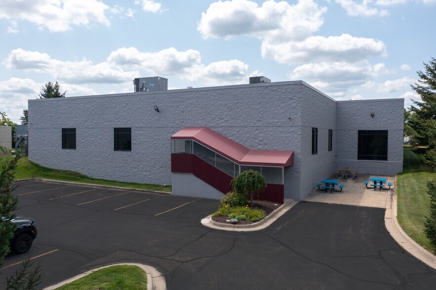 More Photos Of 47828 Halyard Dr, Plymouth Research And Development For Lease