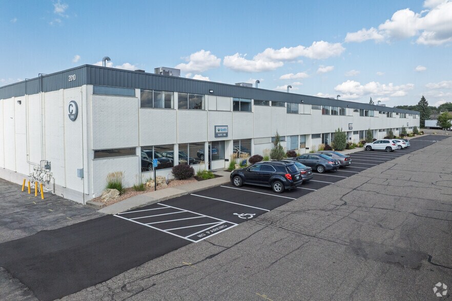 Primary Photo Of 2010 E Center Cir, Plymouth Warehouse For Lease