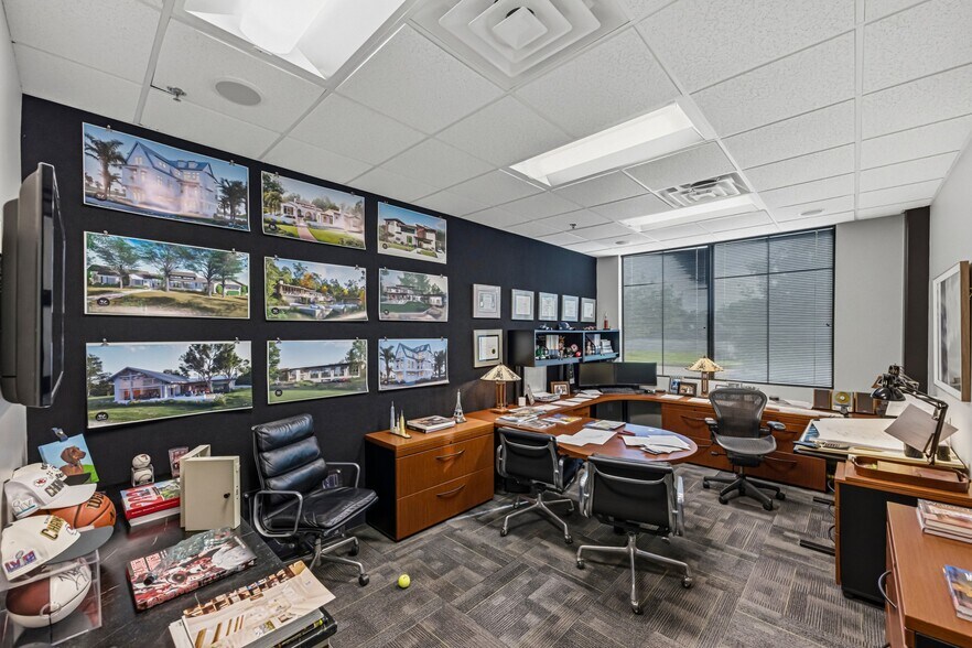 More Photos Of 7000 Bee Caves Rd, Austin Medical For Sale