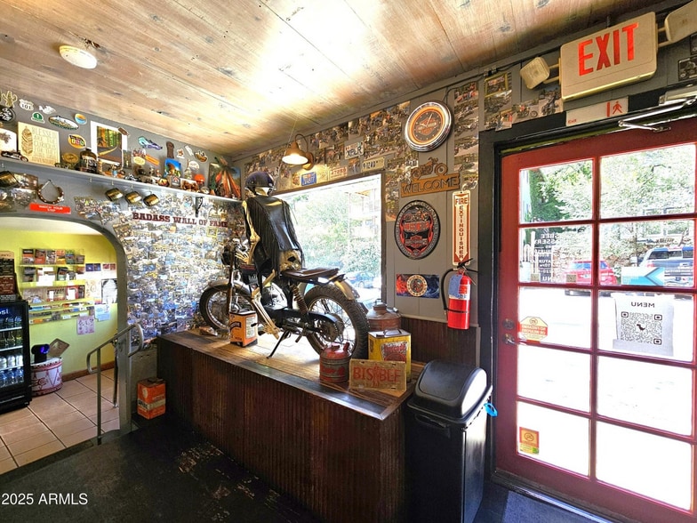 More Photos Of 105 Tombstone Cyn, Bisbee Restaurant For Sale