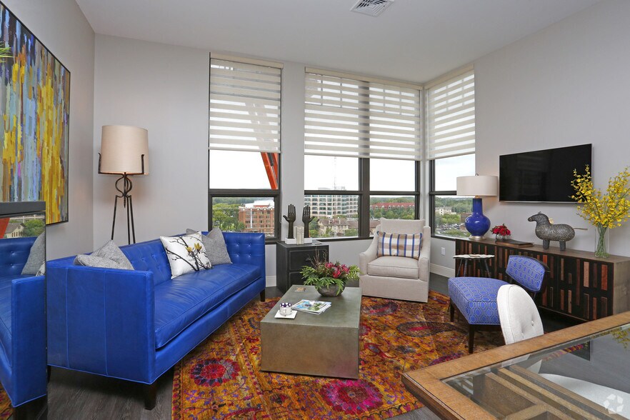 More Photos Of 323 State St, La Crosse Apartments For Sale