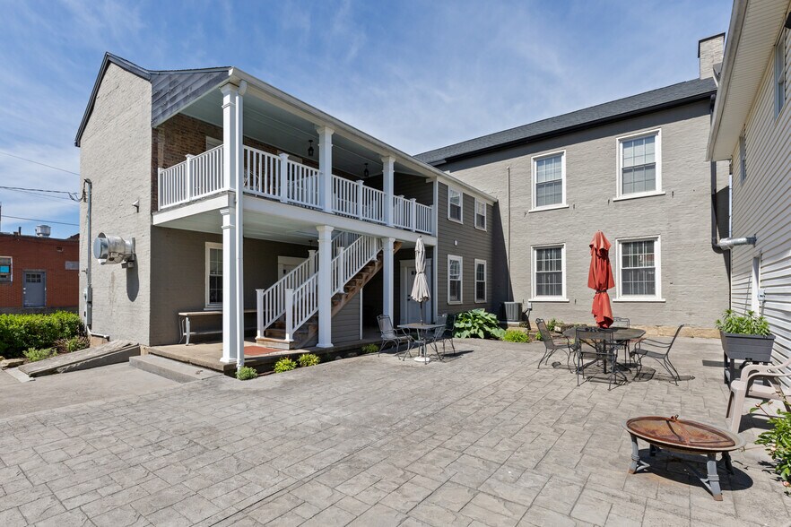 More Photos Of 900 Main St, Wellsburg Specialty For Sale