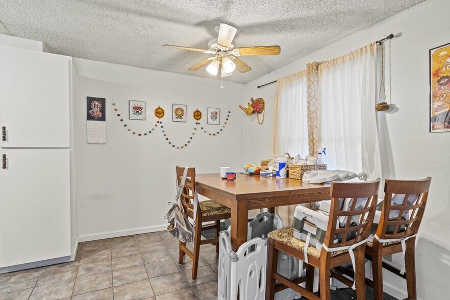 More Photos Of 3001 Juanipero Way, Medford Apartments For Sale