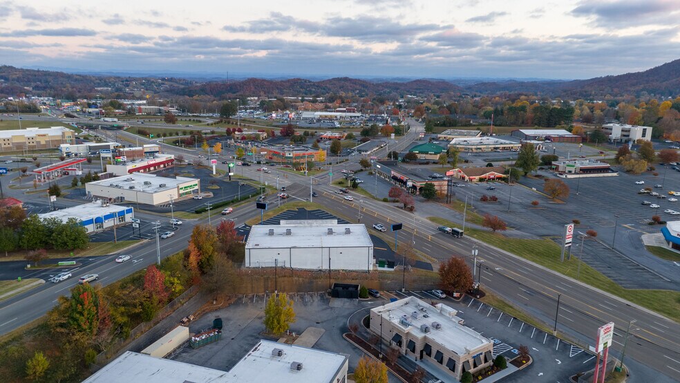 More Photos Of 2123 N Roan St, Johnson City Freestanding For Sale