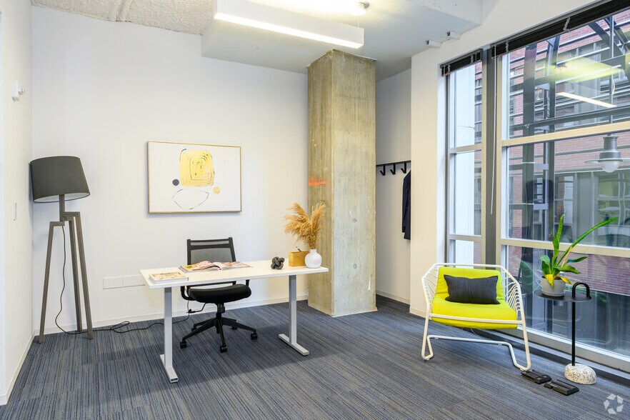 More Photos Of 800 Maine Ave SW, Washington Coworking Space