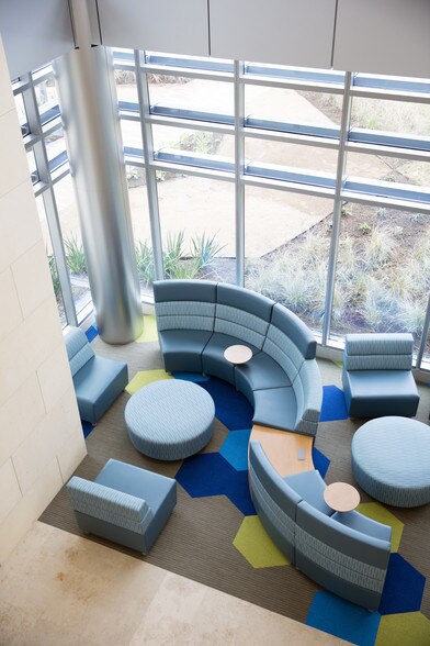 More Photos Of 2255 E Mossy Oaks Blvd, Spring Medical For Lease