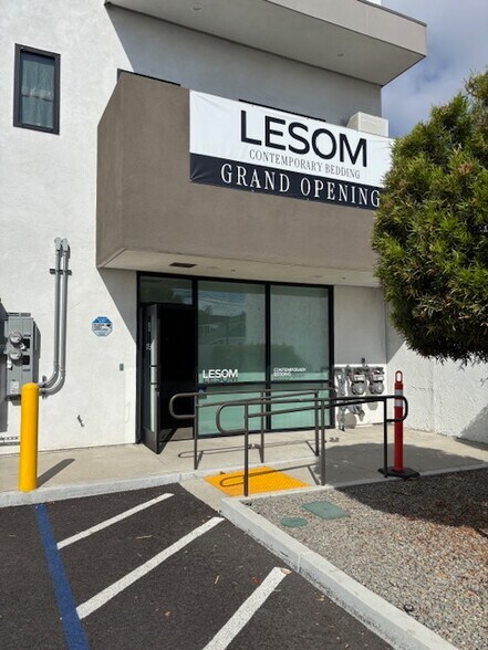 More Photos Of 6172 Beach Blvd, Buena Park Loft Creative Space For Lease
