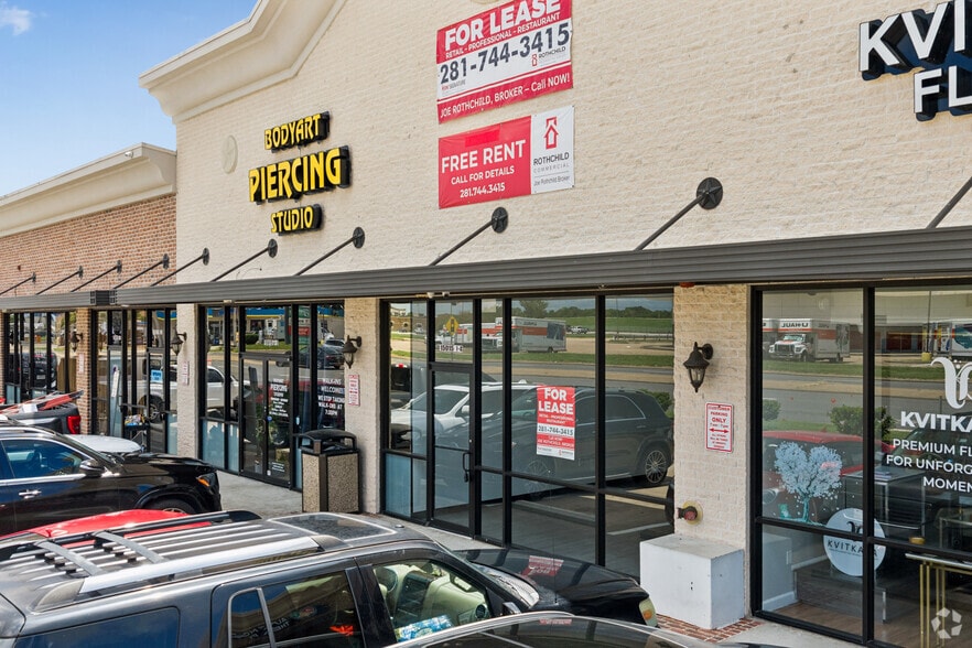 More Photos Of 15015 Westheimer Rd, Houston Unknown For Lease
