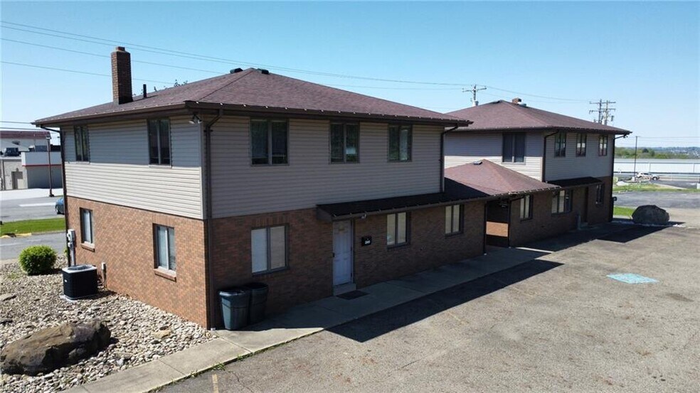 More Photos Of 204 Ivy St, Weirton Office Residential For Lease