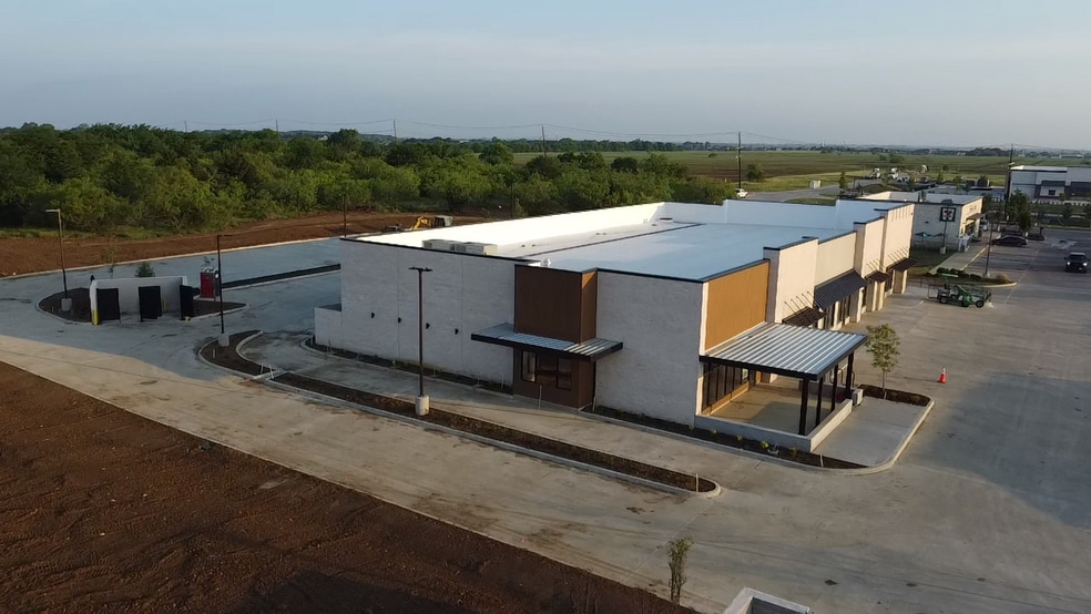 More Photos Of FM 720, Oak Point Storefront For Lease