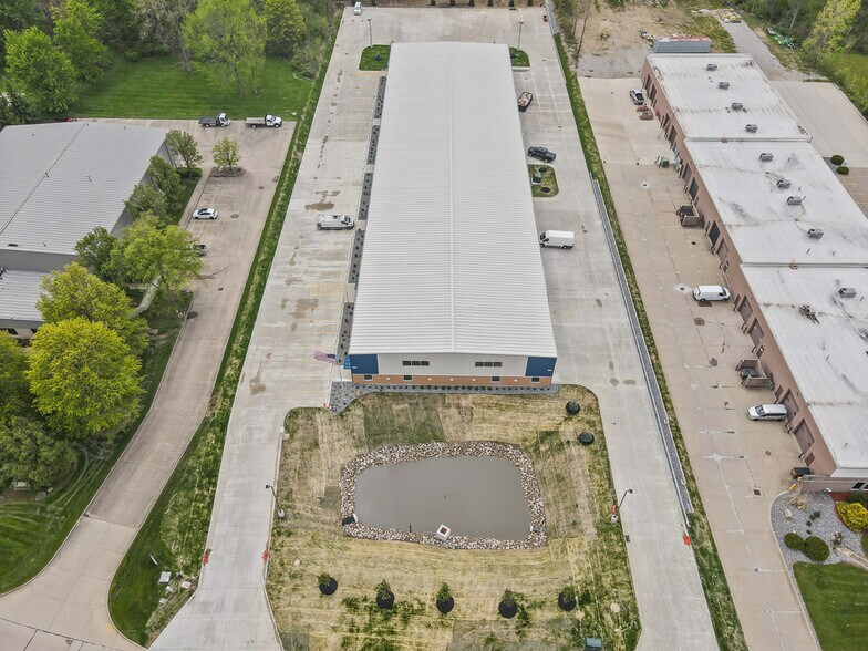 More Photos Of 2844 Westway Drive, Brunswick Warehouse For Lease
