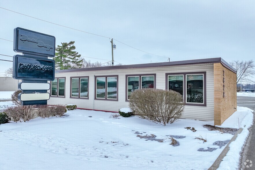 More Photos Of 2828 E State Blvd, Fort Wayne Medical For Sale