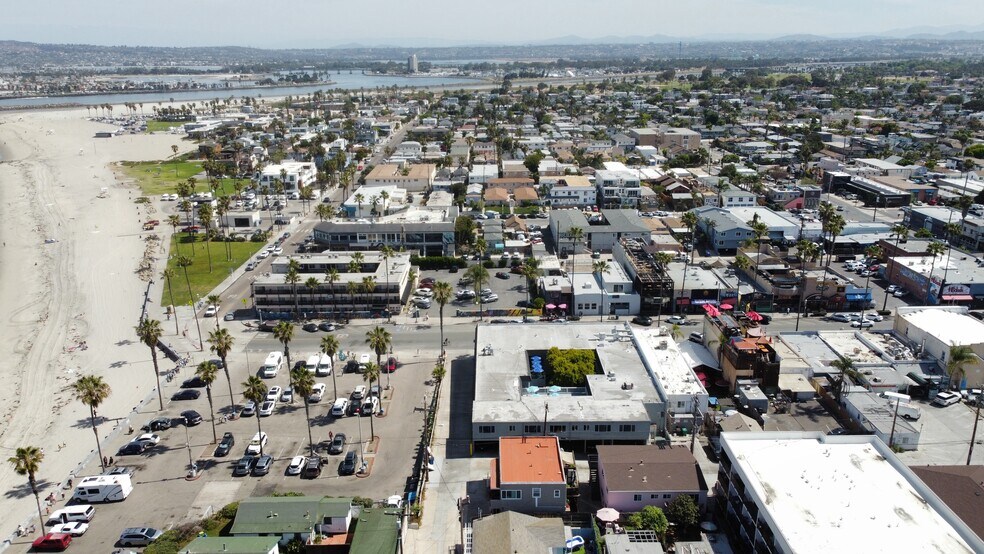 More Photos Of 5059 Newport Ave, San Diego General Retail For Lease